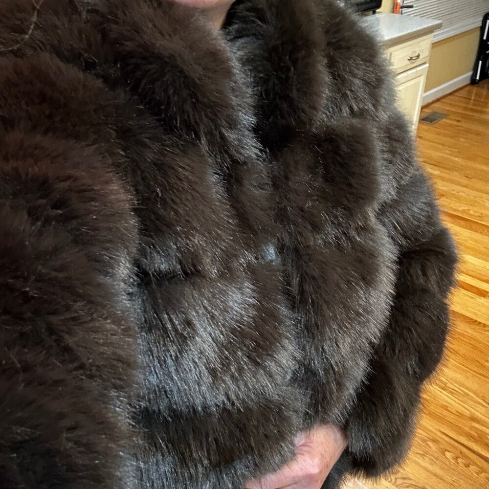 Quilted Dark Brown Faux Fur Jacket NEW Sz M - Picture 4 of 4